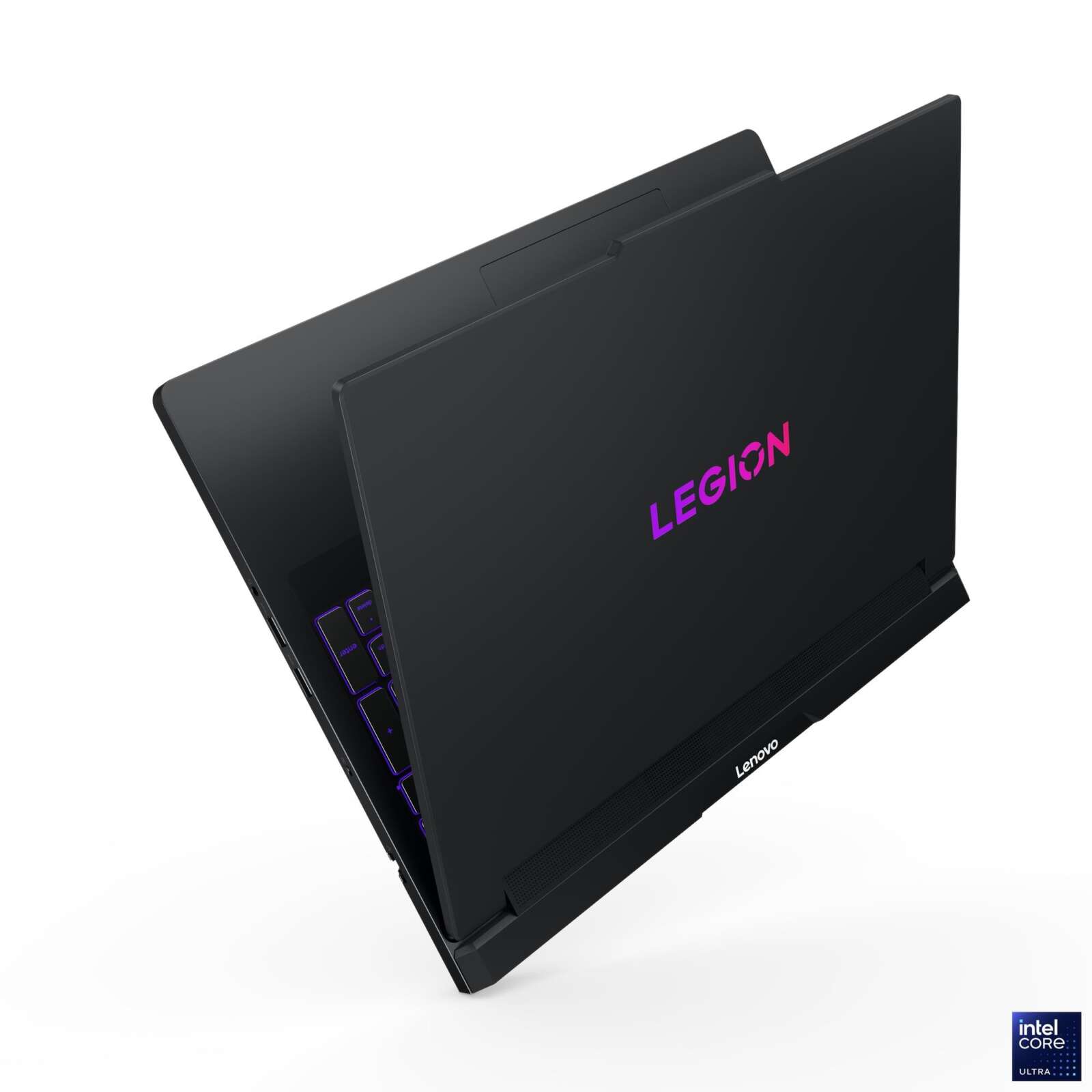 Legion_Pro_7_16IAX10H_CT1_05 Ordinateur portable Gaming Lenovo Legion Pro 7 16IAX10H (83F50076FE)