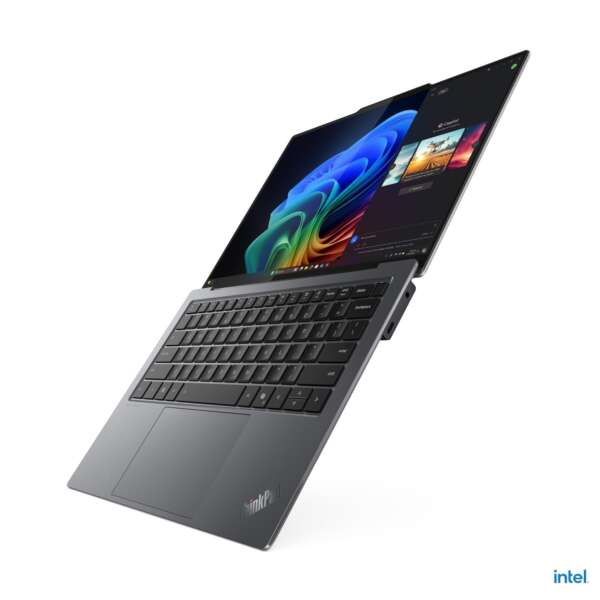 ThinkPad_X9_14_Gen_1_Aura_Edition_CT1_02.jpg PC Portable Lenovo ThinkPad X9 2.8K OLED AR AS (21QA0025FE)